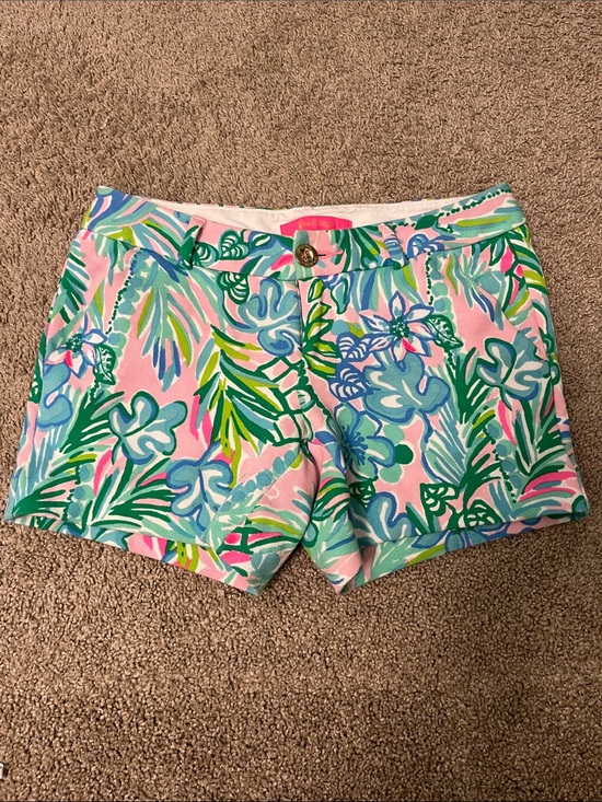 Lilly Pulitzer Pants - Lilly Pulitzer Pink Tropical Print Bermuda Shorts 00